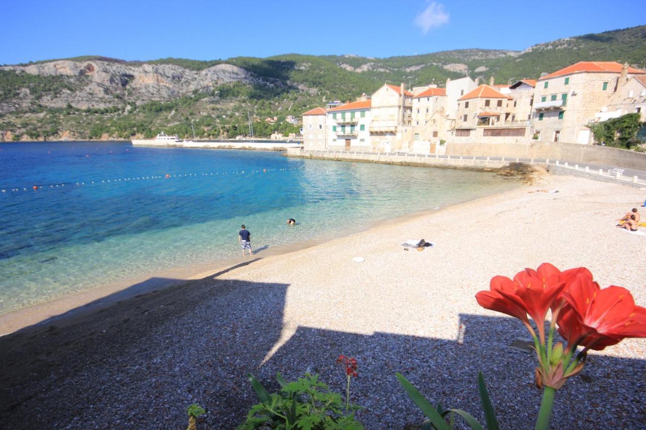 Apartments By The Sea Komiza, Vis - 8533 Esterno foto